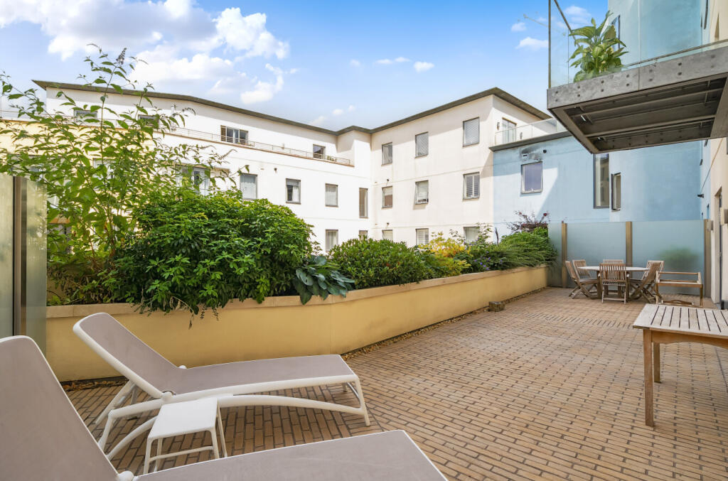 1329283-12-687f99...