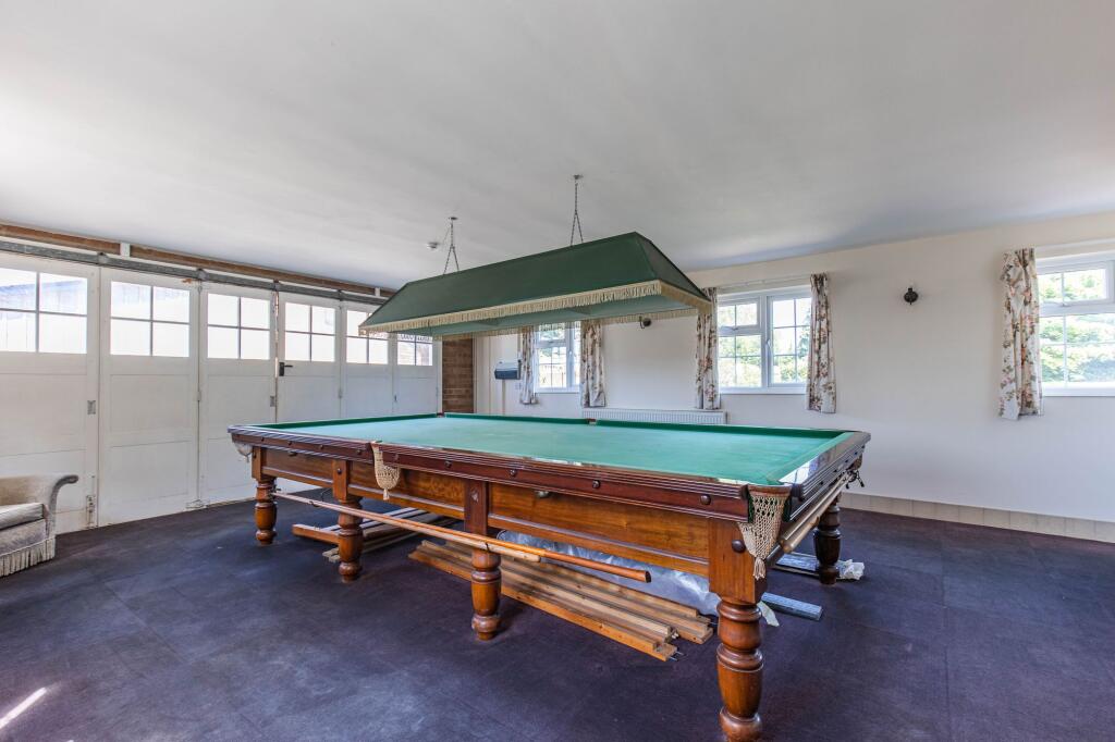 Annexe Games Room / Garage