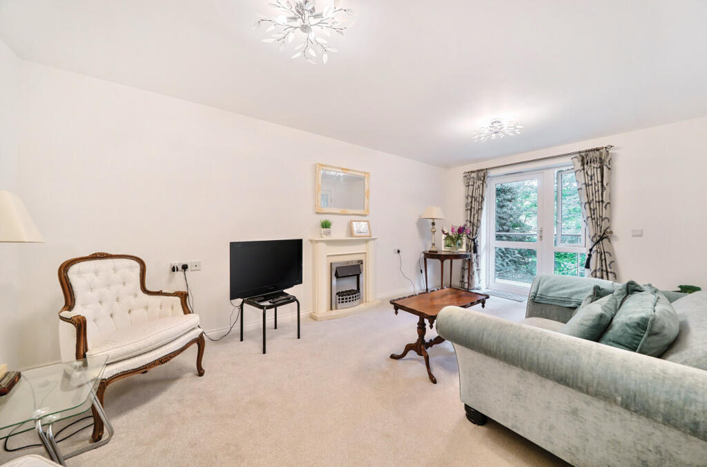 1343530-3-68a5aee...