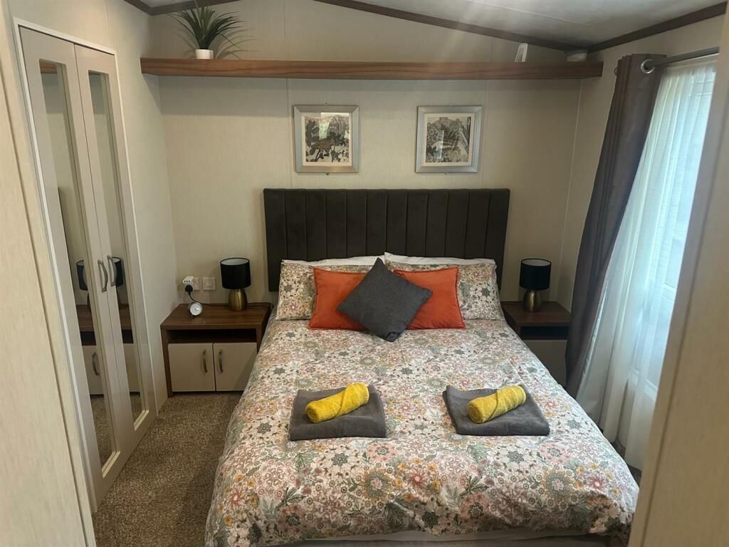 Main Bedroom.jpg