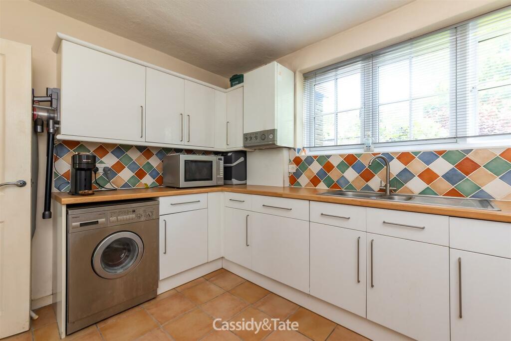 1 Jameson Court_14.jpg