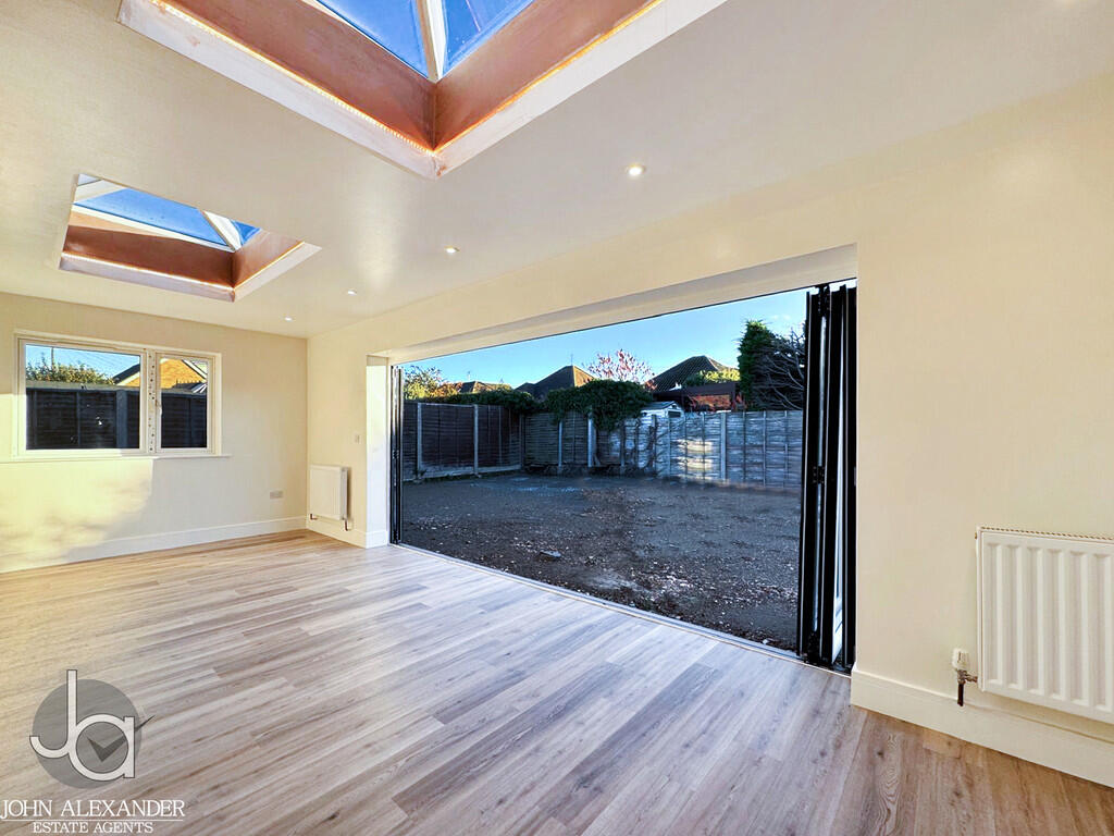 bbc8fede-5c1b-492...