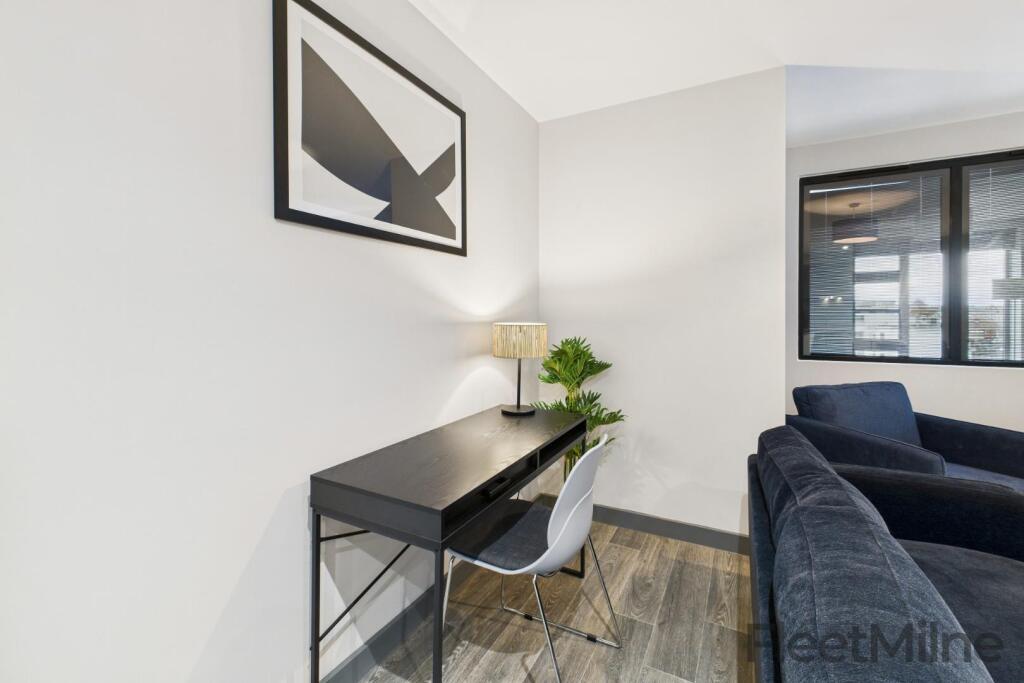 Living/dining room