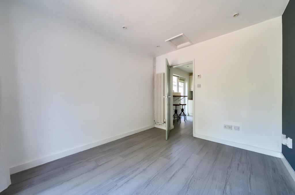 1325340-9-6870e16...