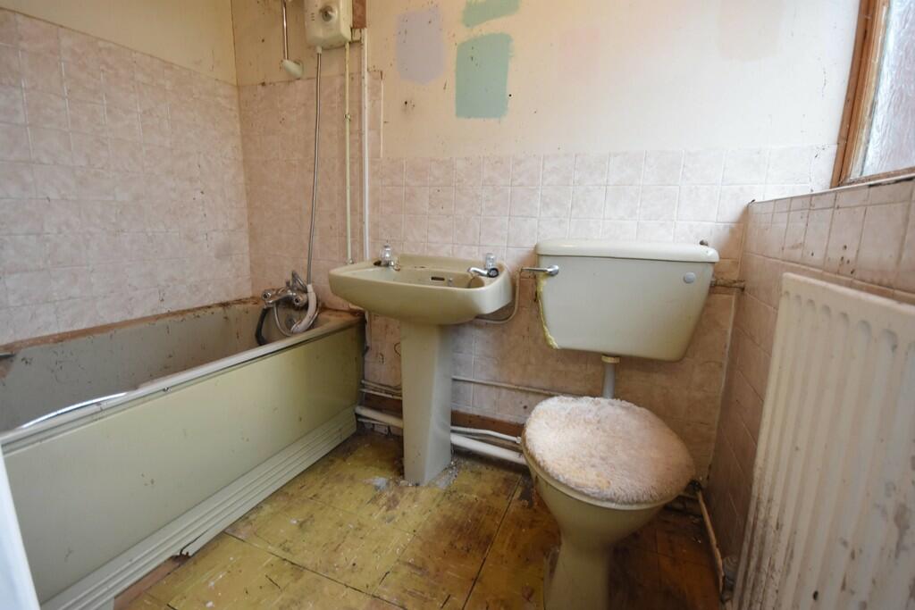 Bathroom-min