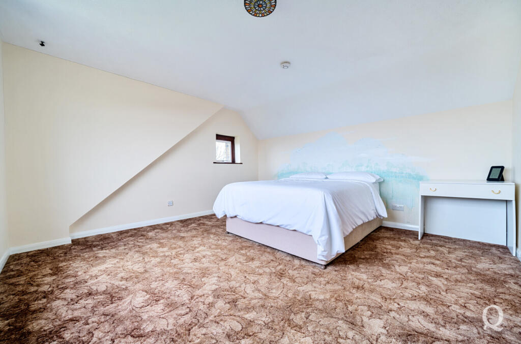 5a5551bb-1c15-479...