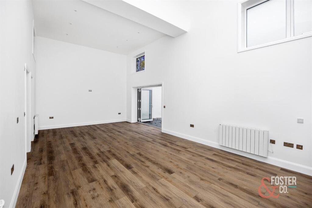 Cuckfield Road, 123_007.jpg