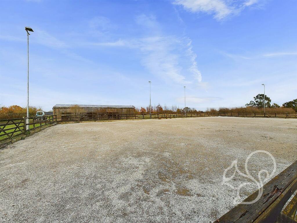 CAM03877G0-PR0099-STILL006.jpg
