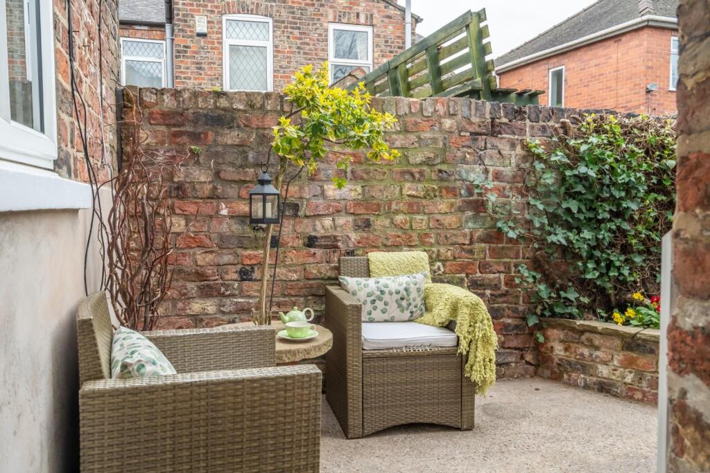 cleveland street-17.jpg