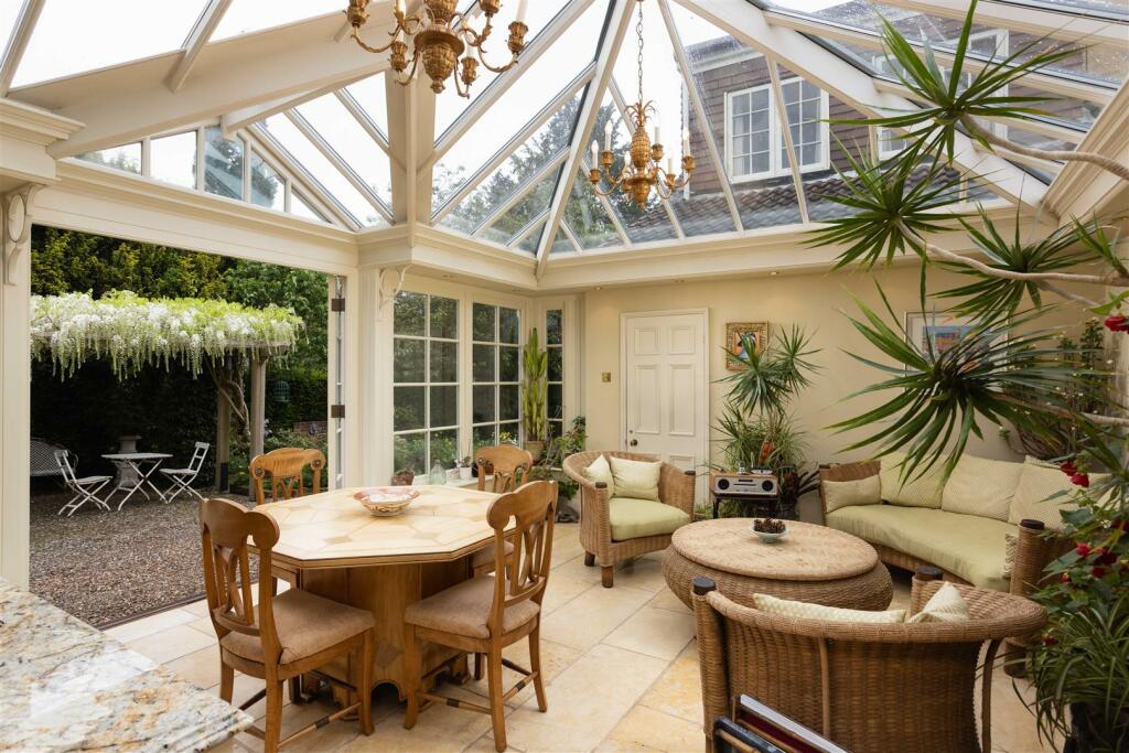 251 High Street  Chosen Photos-4.jpg