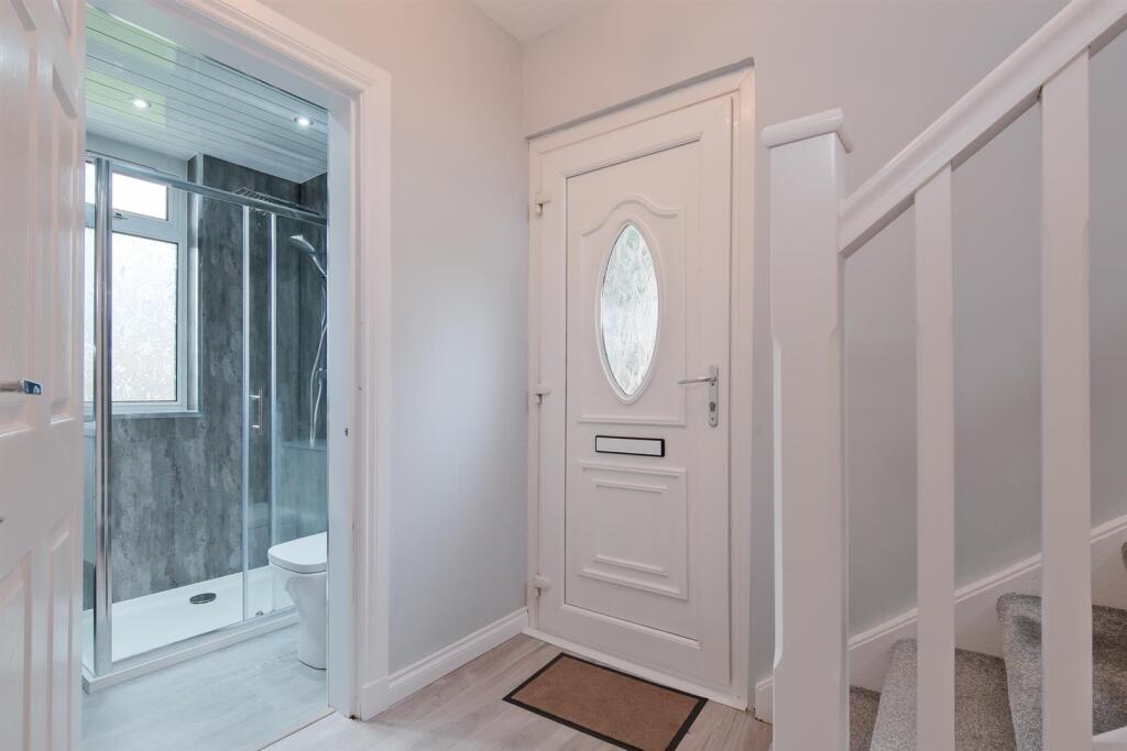 012-3 Loanhead Crescent, Newarthill, ML1 5AW.jpg