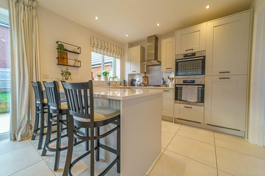 Kitchen/Dinning Room