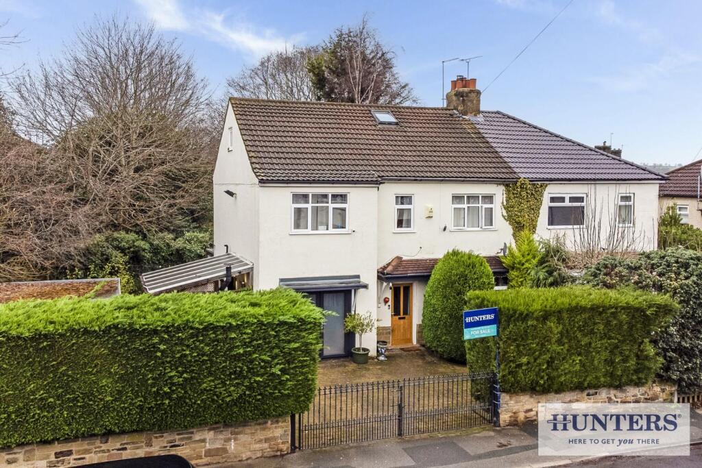 12 Fieldhead Road Guiseley-1-101714-1 copy - Copy_