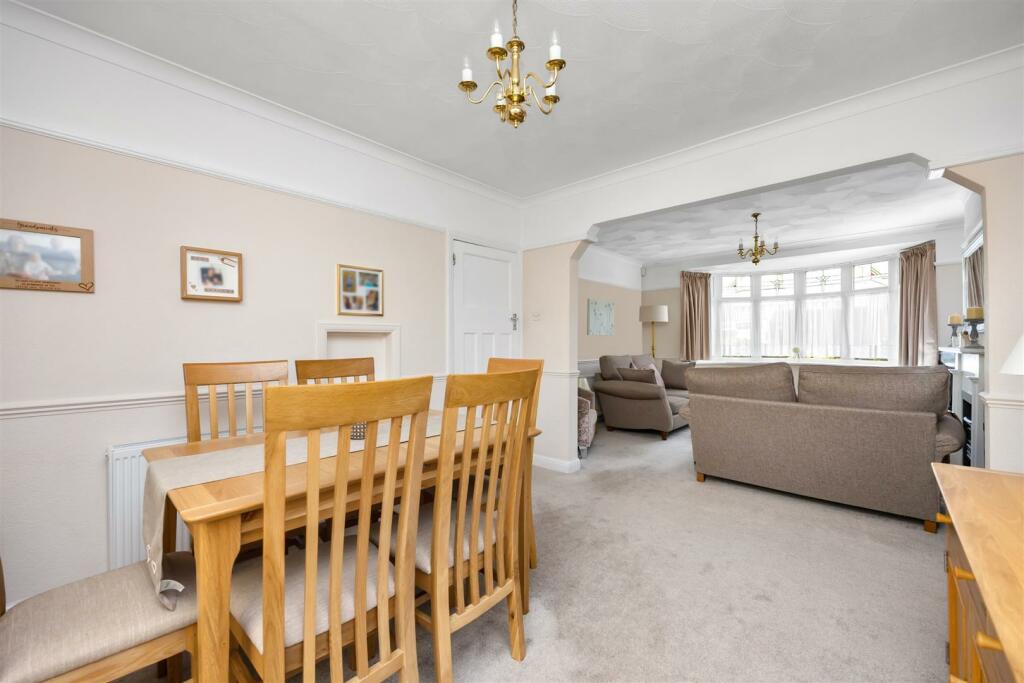 DINING TO LOUNGE.jpeg