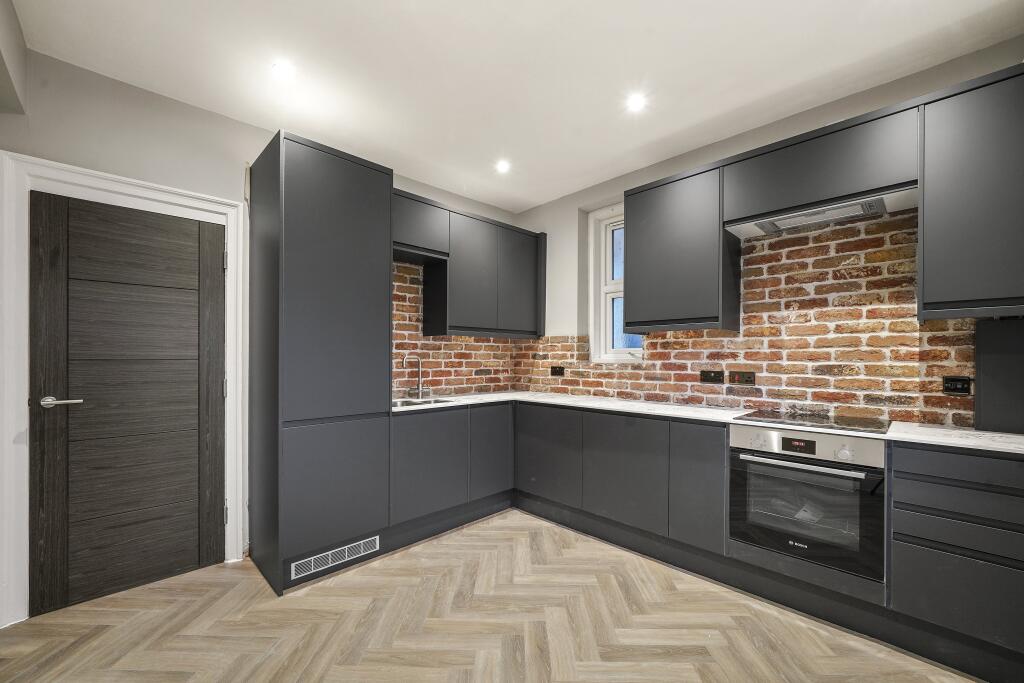 Flat 2, Richmond Cha