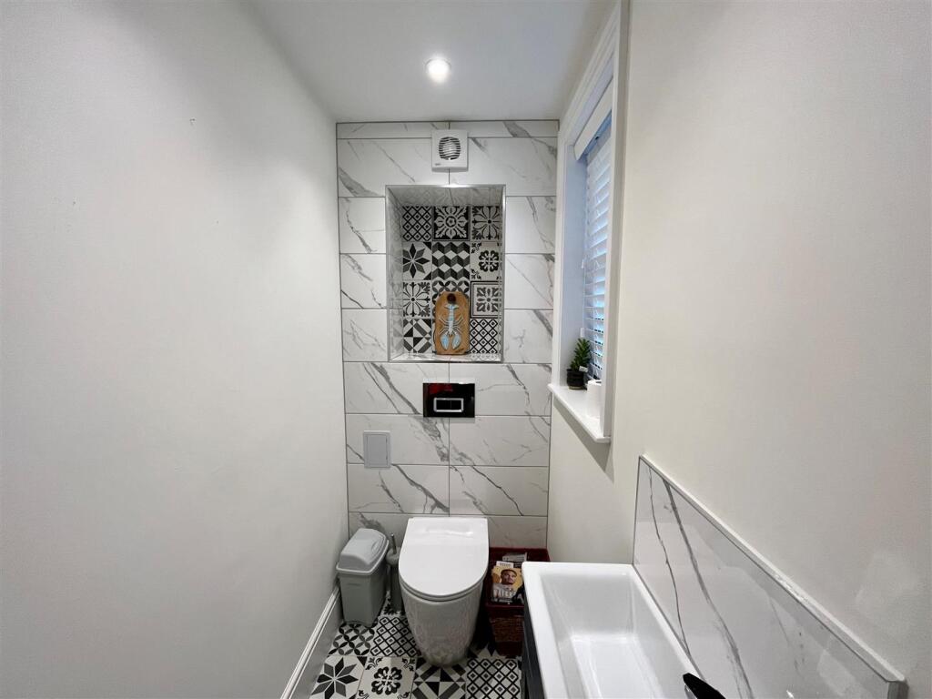 Cloakroom.jpg