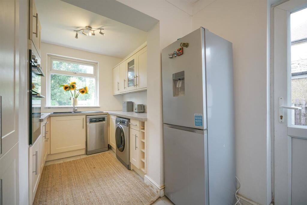 10-Tavistock-Avenue-1009.jpg