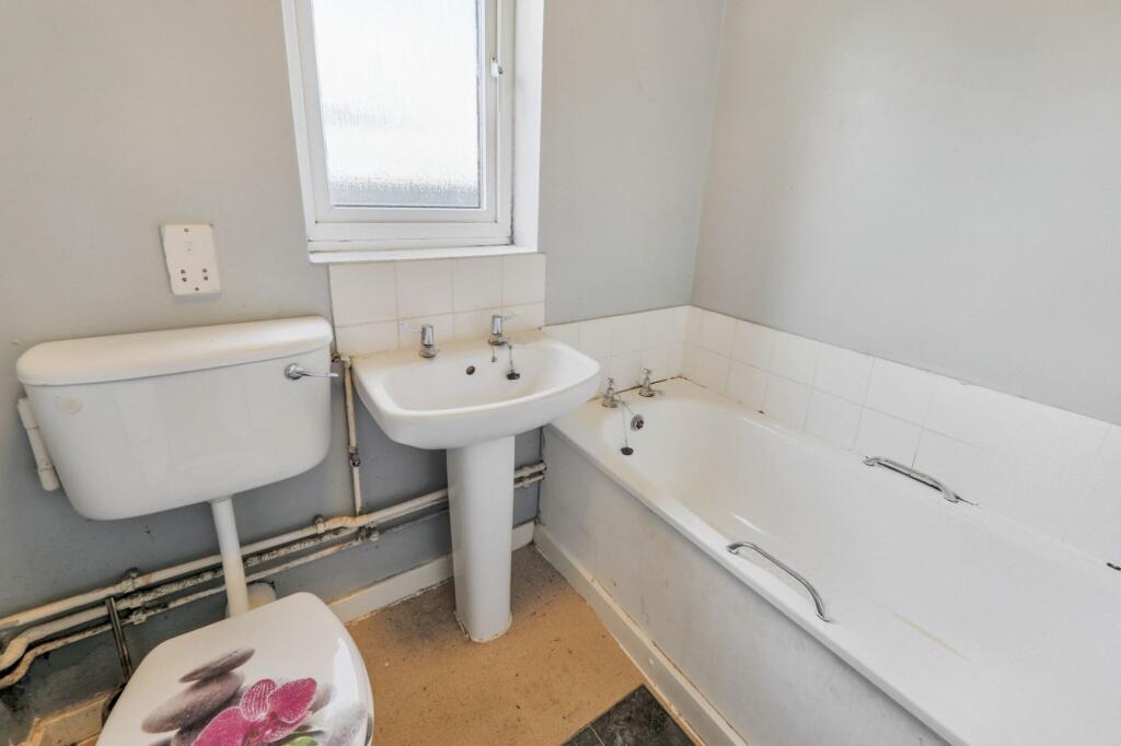 30 Selkirk Street, Chaddesden, Derby DE21 6GL