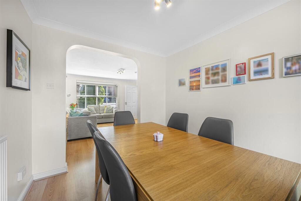 Dining Room: