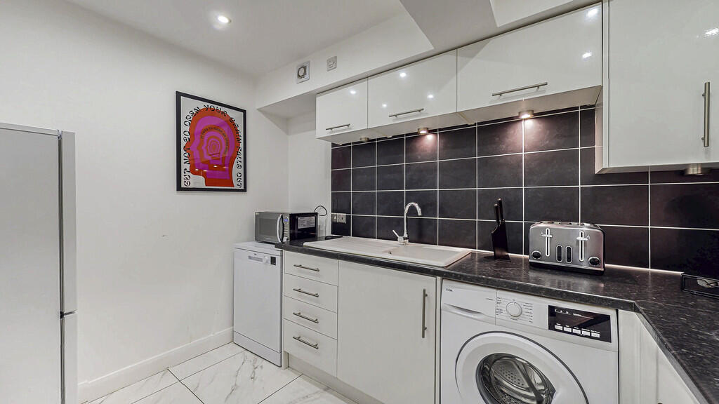 27-print-34B West...