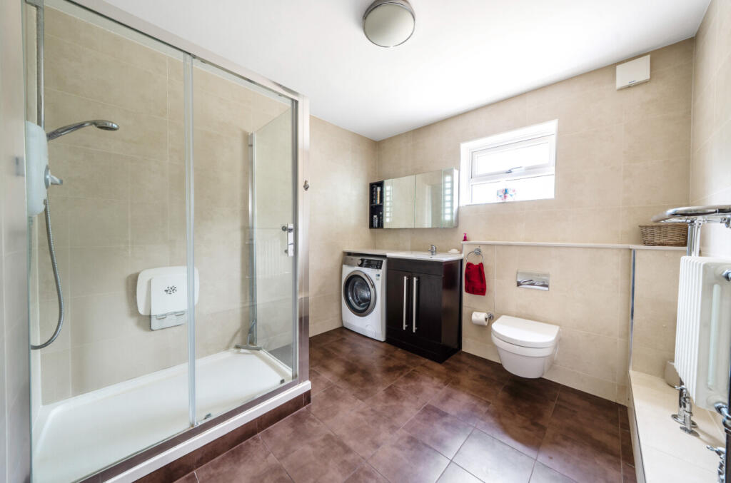 1318985-9-687663d...