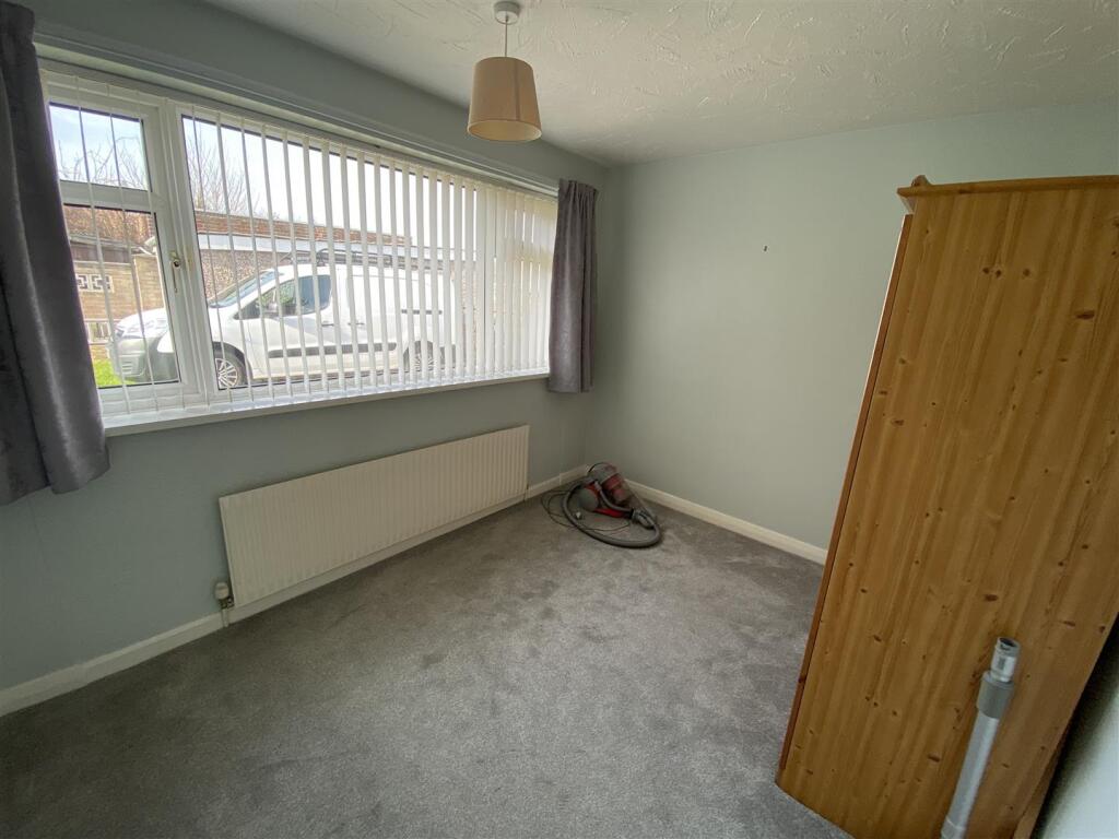 Bedroom no.2 rear double: