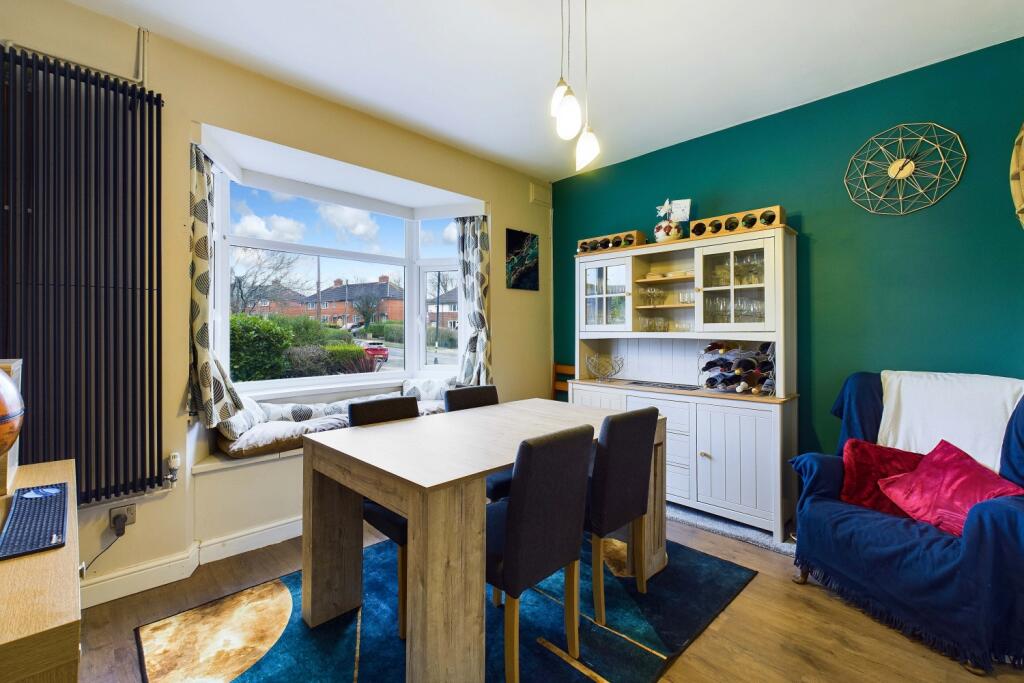 CAM03162G0-PR0207-STILL001