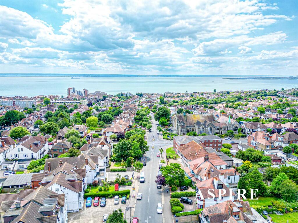 Crowstone Water1037.jpg