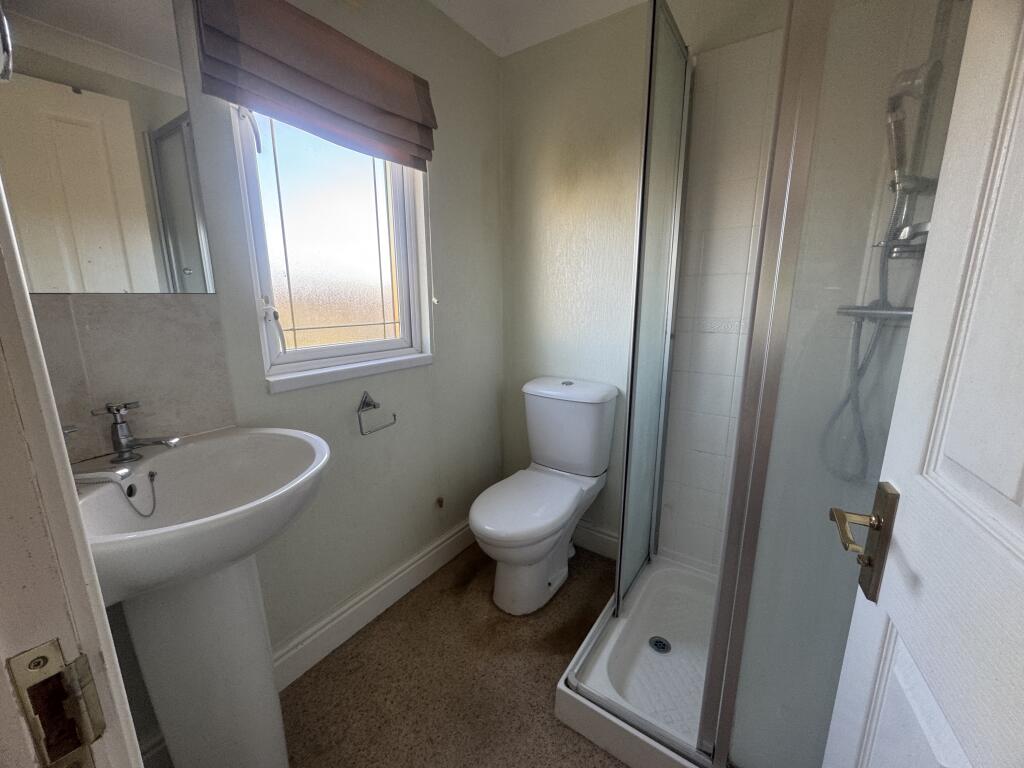 En-suite shower