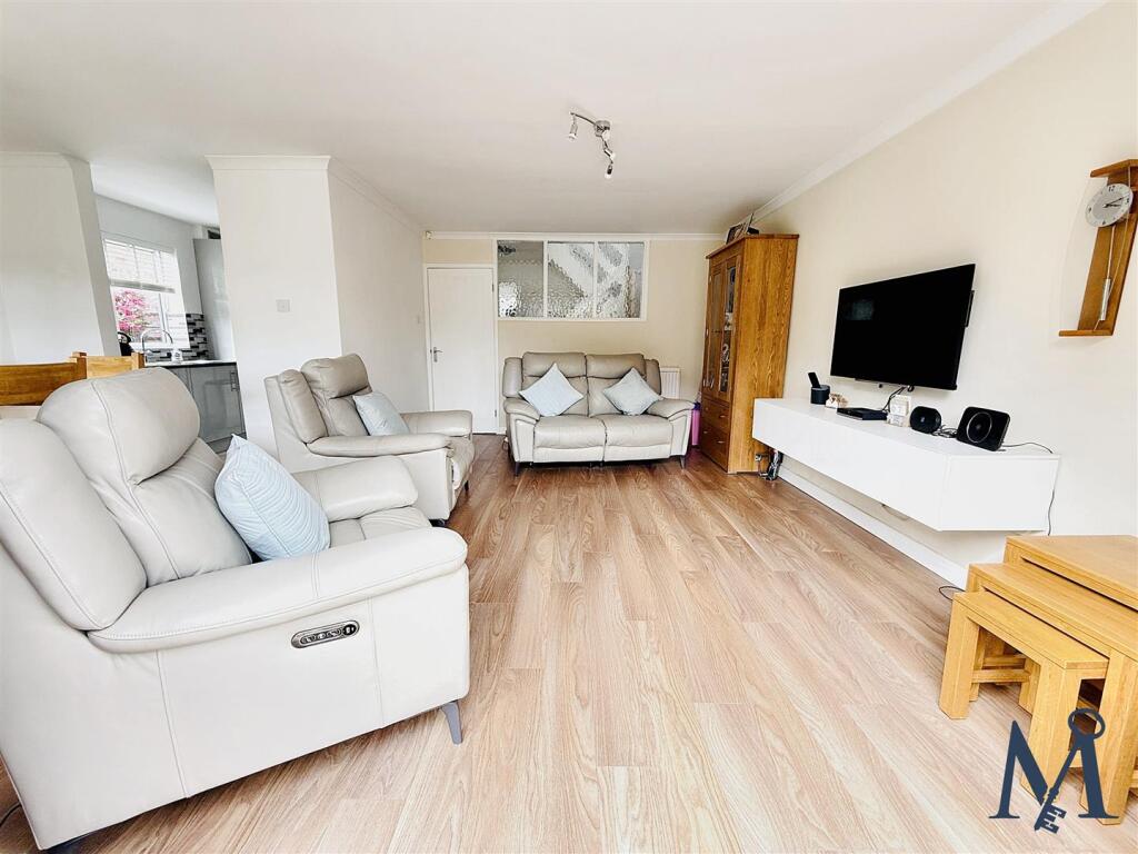 Living Room / Dining Area