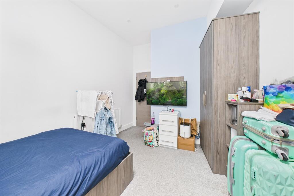 Flat 1 | 1 - 3, Old Church Road Clevedon, North So