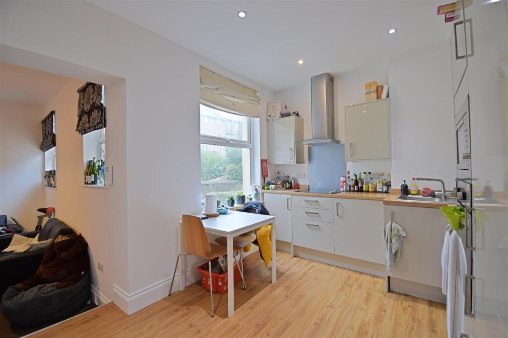 Kitchen.jpg