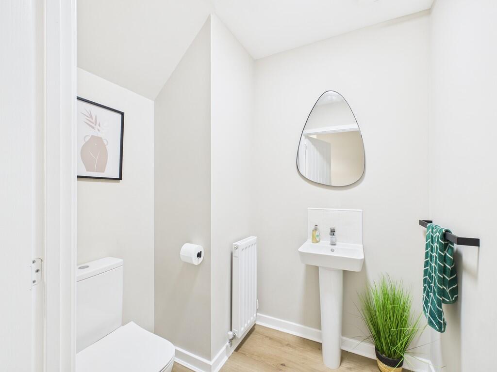 CAM05526G0-PR0034...