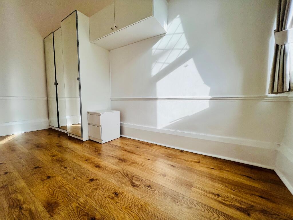 Single bedroom