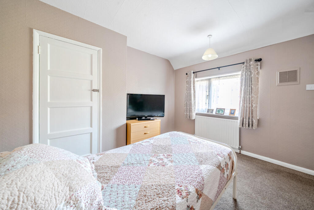 1348786-18-68c298...