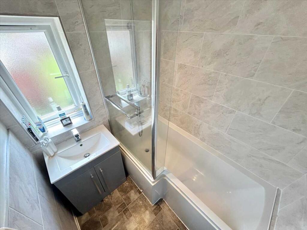 Bathroom &amp; WC