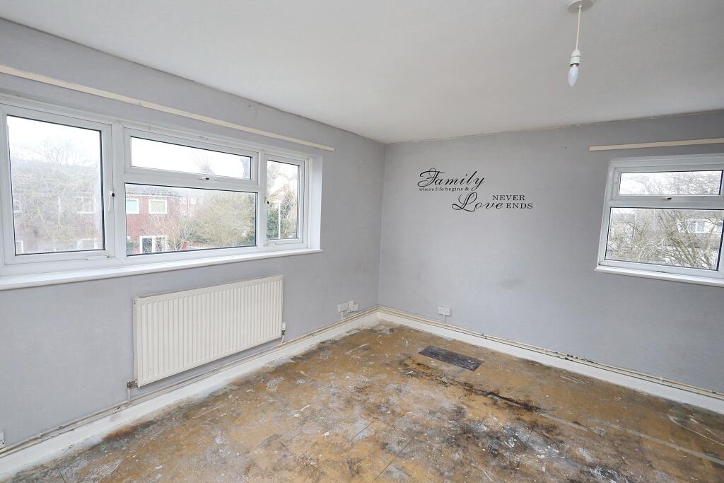 140 Victoria Road, Laindon, Basildon, Essex, SS15 6RQ