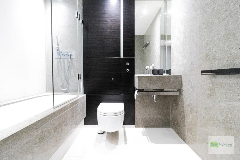 peninsula square panos-15.jpg