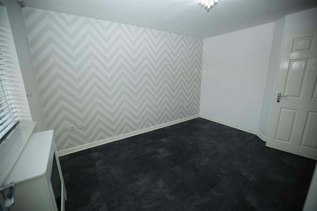 R6__3557.JPG