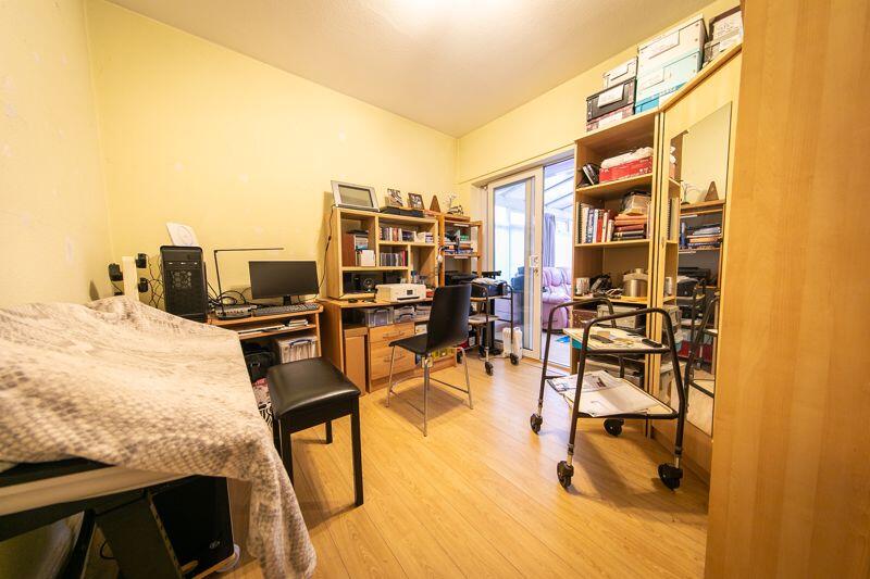 Bedroom 2/Reception 3