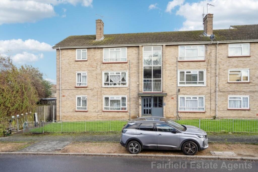 Lincoln Drive, South Oxhey