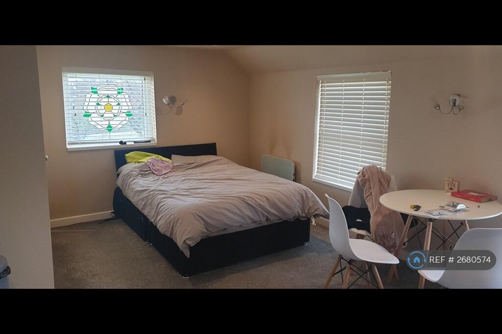 Flat Showing Sleeping Area