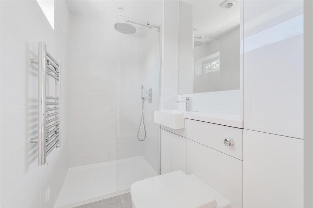 MELVILLE LEE GARDENS, 4 (11).jpg