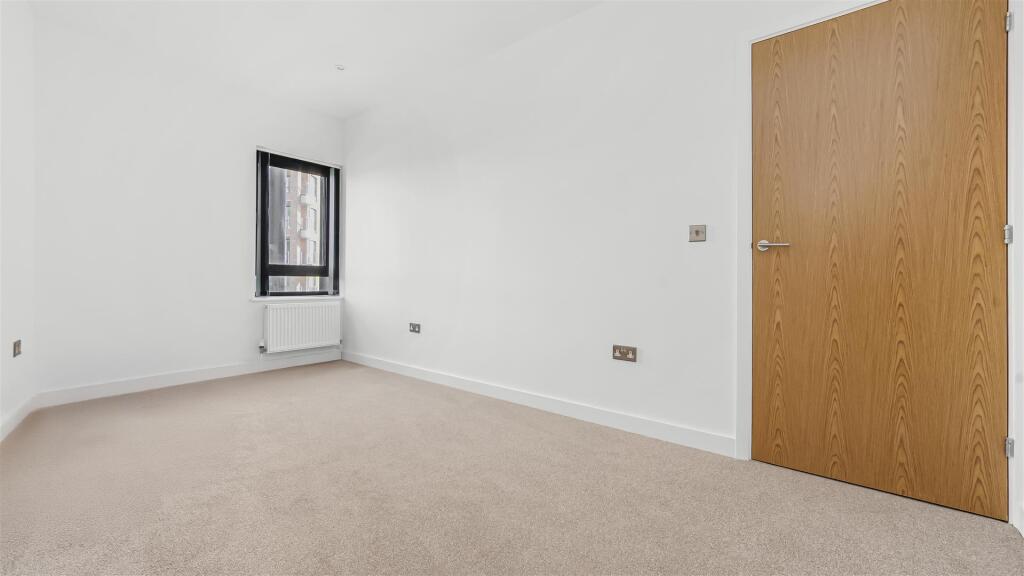 SpacePhoto (10x2).jpg