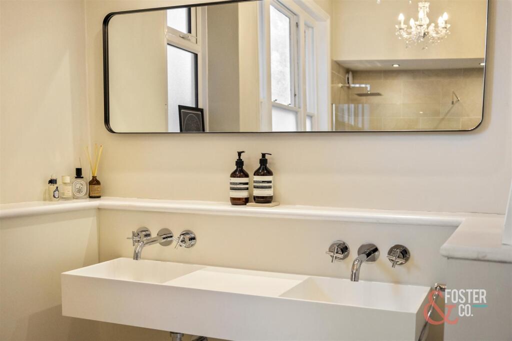 Carlisle Road, 20 Garden Flat-034.JPG