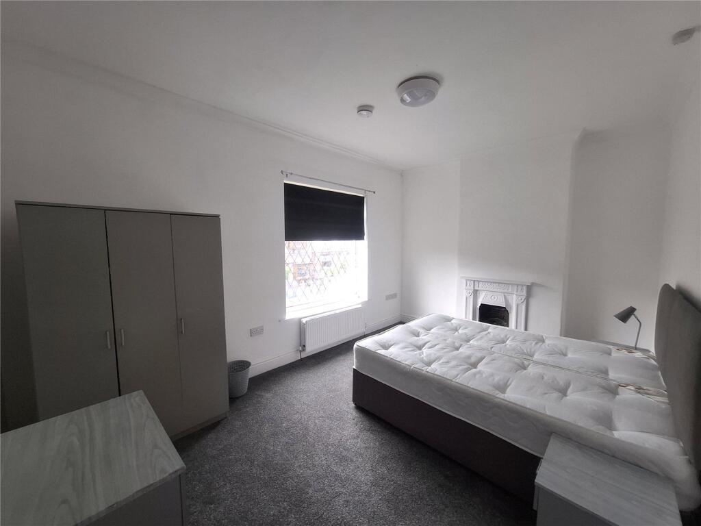 Picture No. 06