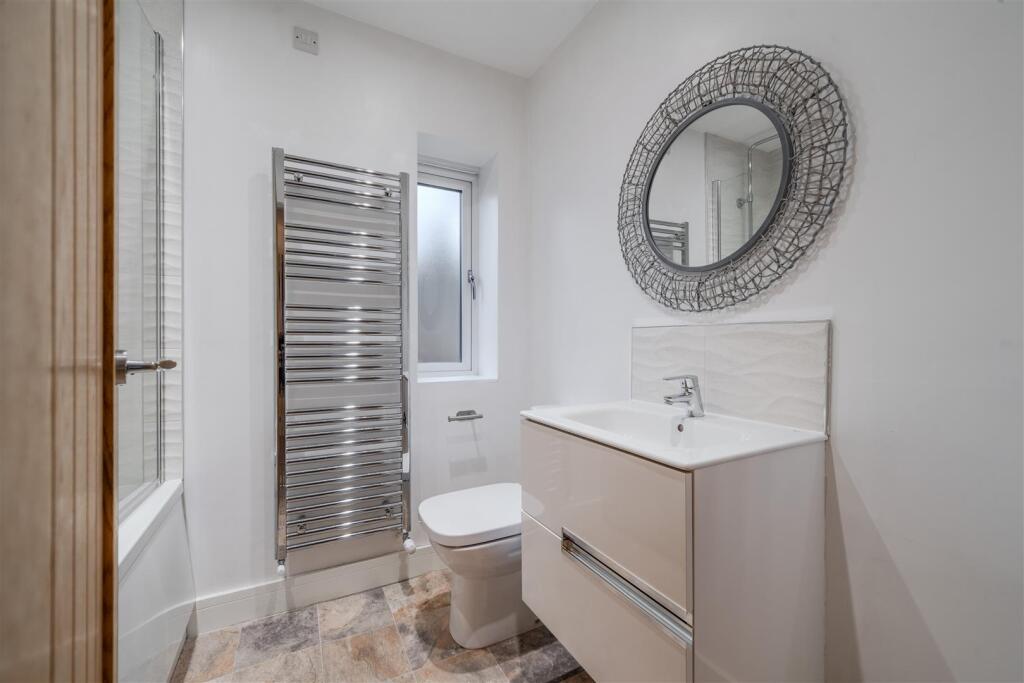 Bathroom-2.jpg
