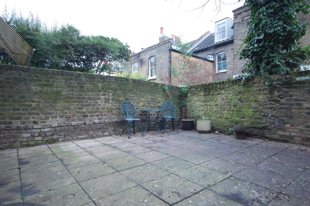 back garden 2.JPG