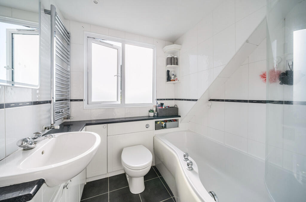 1312595-18-685303...