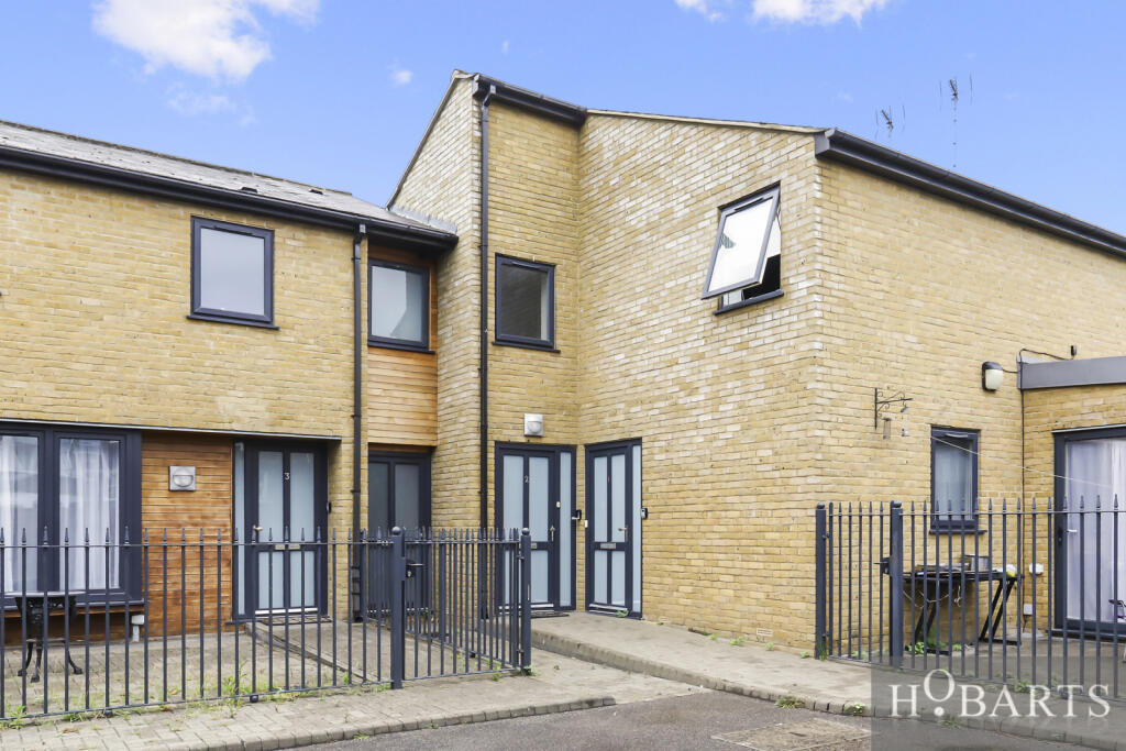 3 bedroom New Build for rent